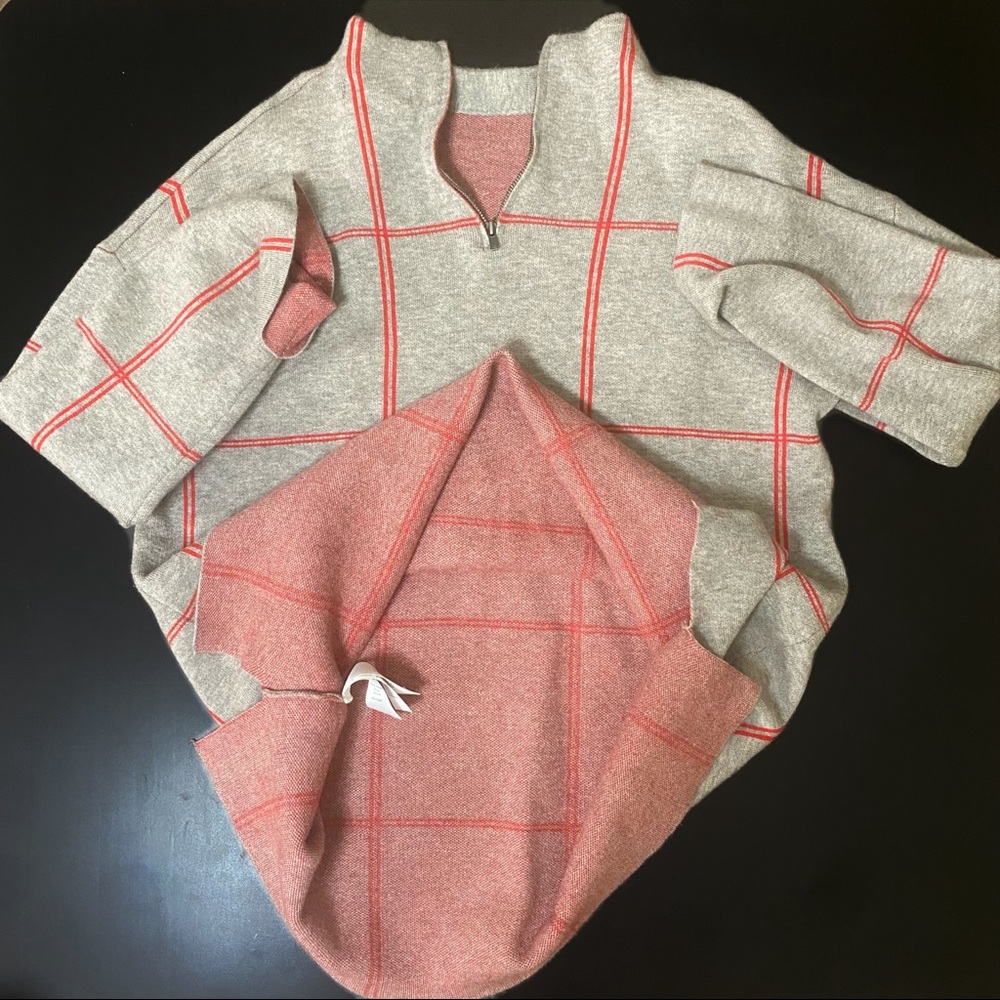 Tahari Sweater Grey Red Stripes Medium